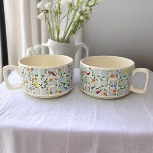 2 Vintage Soup Chili Mug Cup Ceramic Flowers Birds Pastel Pair Cottage 70s Retro